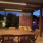 Signorino Suites&pool Vendégház 4*