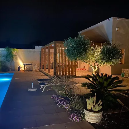 Πανσιόν Signorino Suites&pool 4*