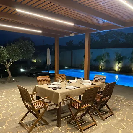 Signorino Suites&pool Μαρσάλα
